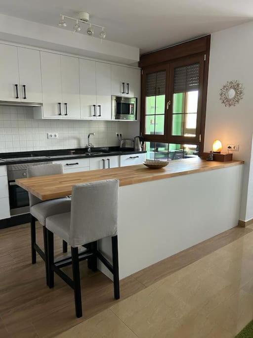 2 Line Apartment Capnegret Алтеа Екстер'єр фото